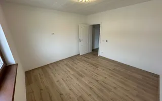 Duplex cu camera pe parter - Poză 29
