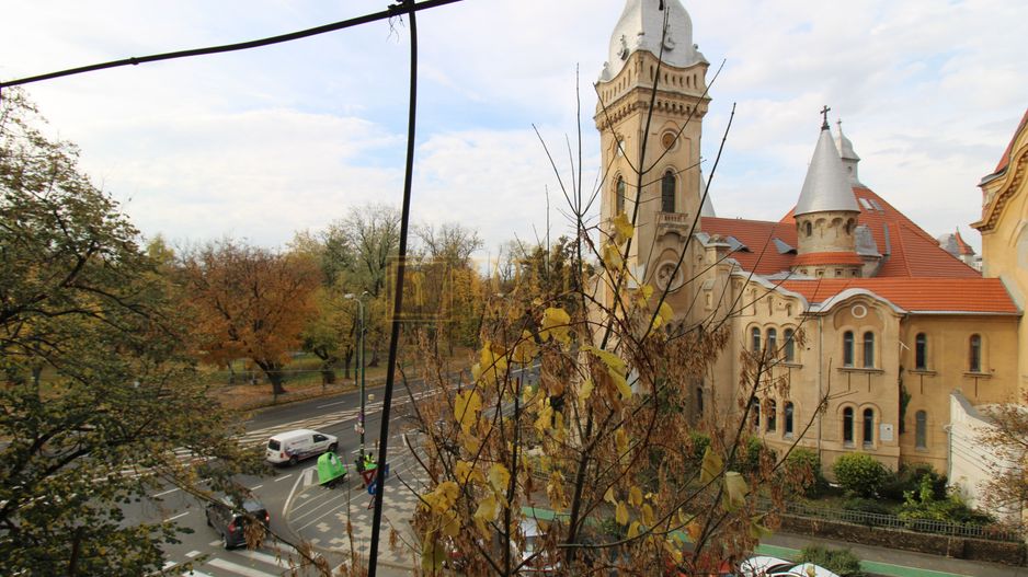 Ultracentral, 2 camere, centrala proprie. - Poză 14