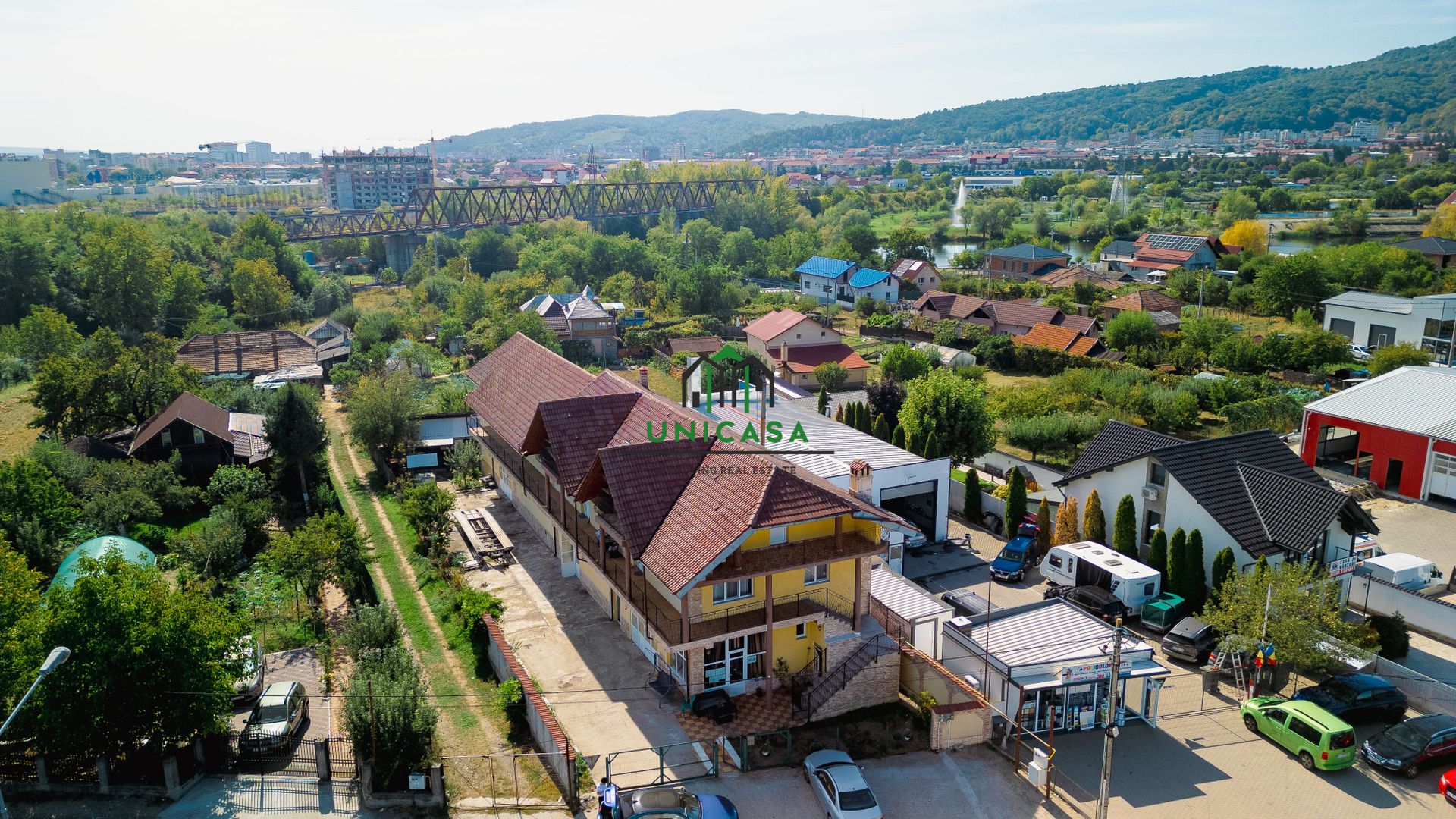 Casa si spatiu comercial - Calea Bucuresti/Goranu - Poză 3