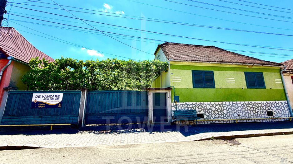 Casă de vânzare-teren 2.300 mp| Ocna Sibiului - Poză 1