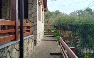 Vilă individuală 430 mp utili, teren 2.000 mp, panouri solare - Poză 29