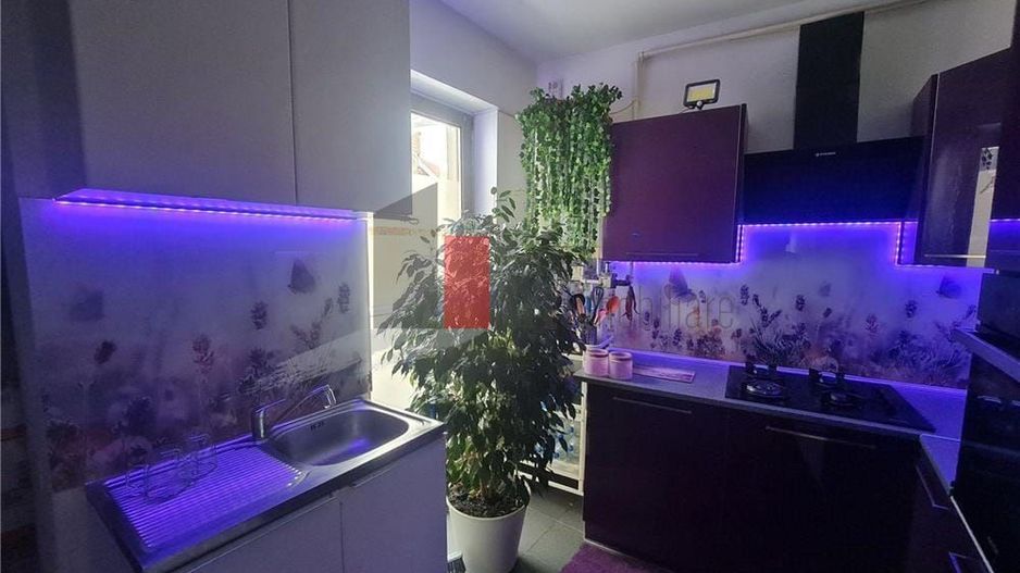 Vânzare apartament în vilă -Bd. Mărășești - Poză 2