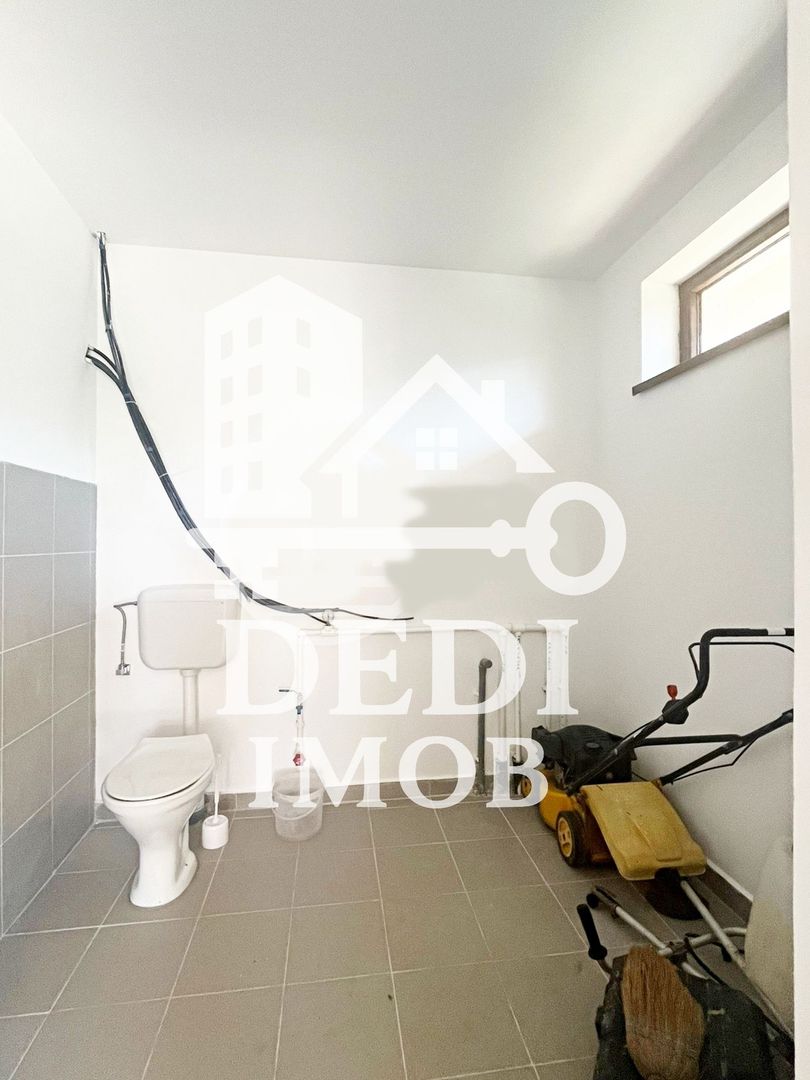 Casă de vânzare cu 3 camere in Sânmartin-Cihei, Bihor - Poză 11