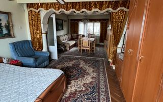 PRET NOU - Casă de vânzare – construcție solidă și spațioasă - Poză 5