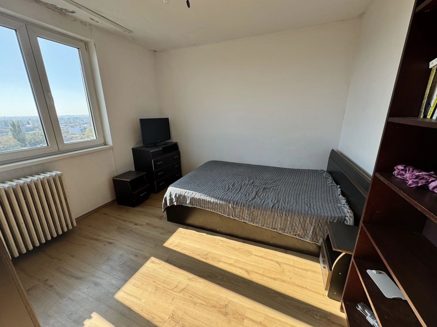 APARTAMENT 2 CAMERE DRUMUL TABEREI - Poză 3