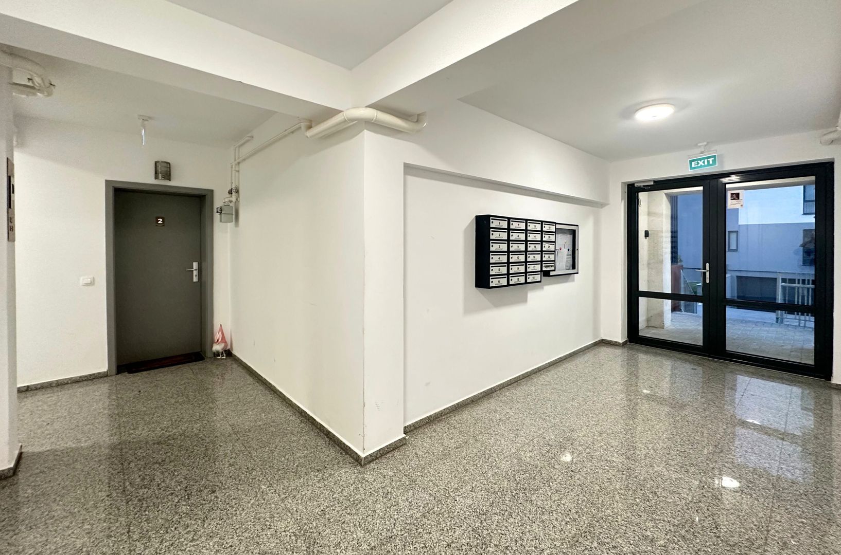 VÂNZARE APARTAMENT 2,5 CAMERE  NOU NELOCUIT - Poză 26