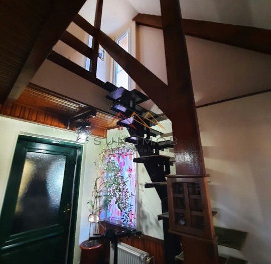 Casa de vacanta, P+M, 6 camere, teren 2200 mp, Breaza, Judetul Prahova - Poză 12