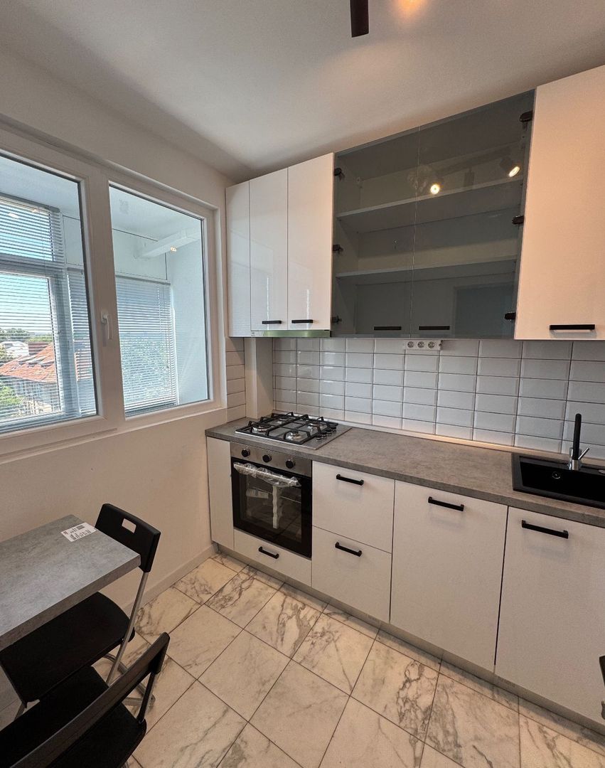 AP. 2 CAMERE DOMENII, BOILER, RENOVAT, BUCATARIE INCHISA, MODERN - Poză 4