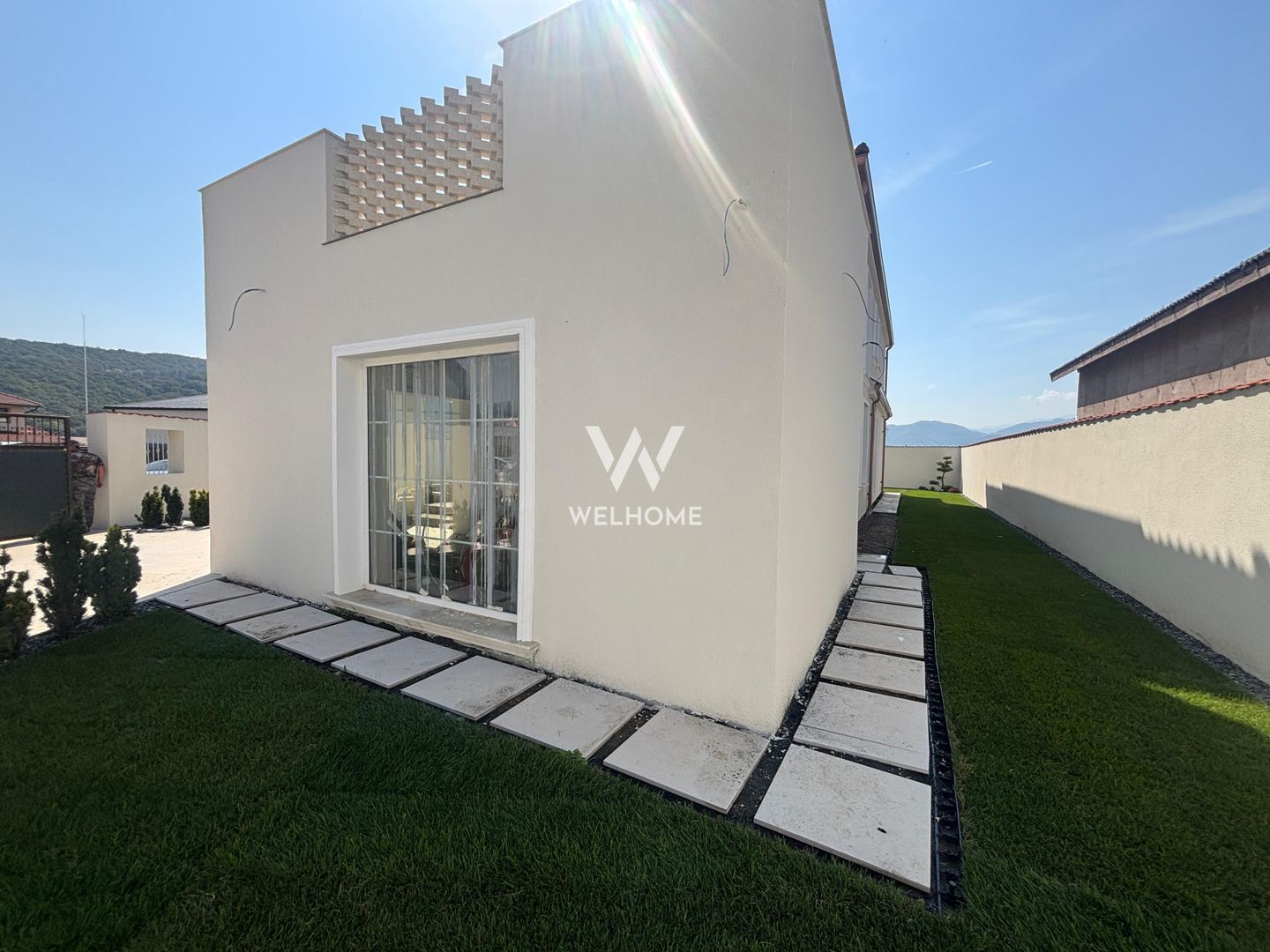 Vila EXCLUSIVISTA cu Piscina, Garaj si 3 Terase - Poză 9