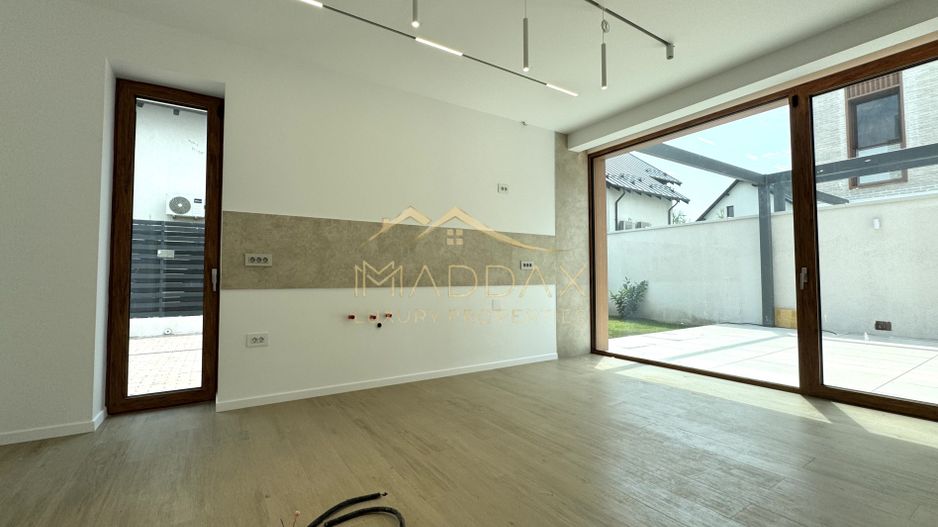 Vila cu 6 camere *575mp* / 12 locuri parcare // Pipera- Iancu Nicolae - Poză 14