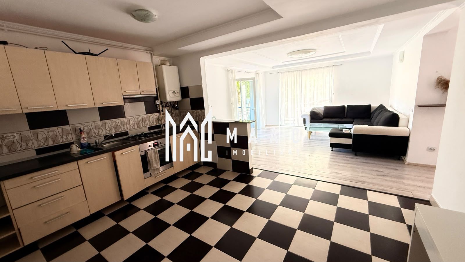 APARTAMENT 3 CAMERE CU GRADINA PROPRIE IN CISNADIE | 78mp /parcare - Poză 3