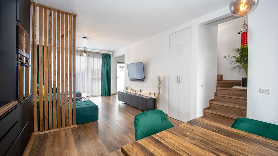 Casă înșiruită de vânzare în Sânpetru | Mobilată și utilată premium - Poză 8