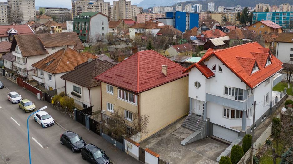 Apartament cu 3 camere la casa | Curte 130 mp | Zona Grivitei strada Vulcan - Poză 19