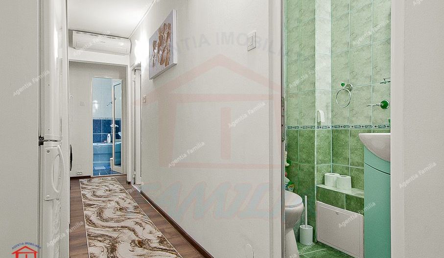 De închiriat apartament 3 camere, Micro 21 - Poză 9