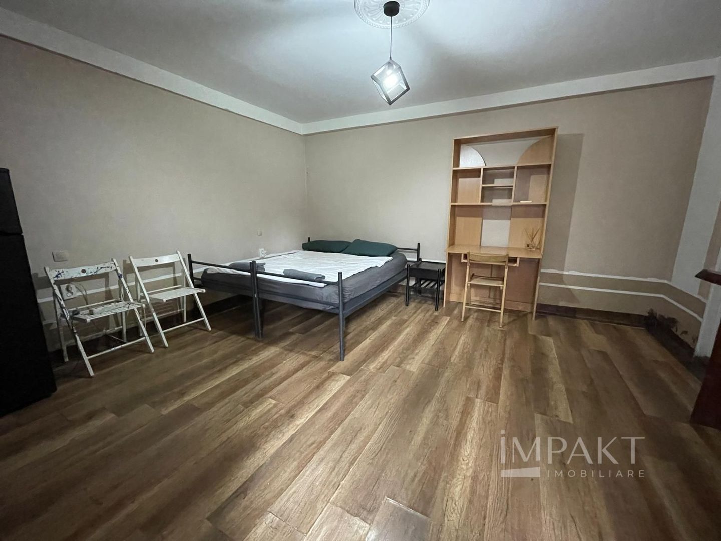 Clădire ultracentrală ideală pentru investitie! - Poză 1