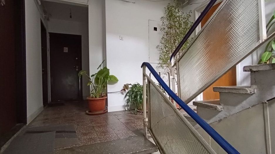 Garsoniera Decom.+Balcon ( pretabil spat.comerc./investitie) PARTER/4 - Poză 8