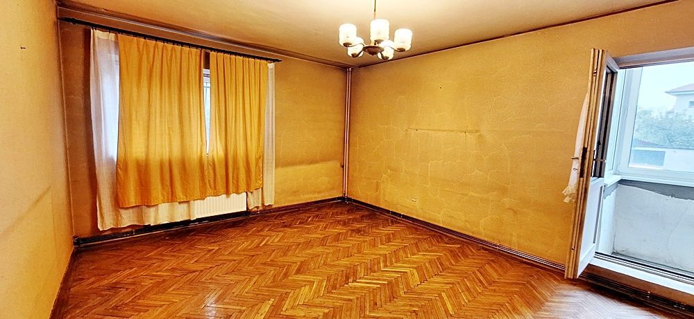 Central, la poalele Dealului Cetatii, apartament cu doua camere, 107000 euro - Poză 4