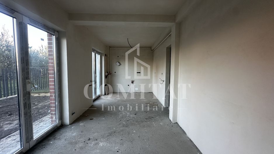 Casa înșiruită | 2 locuri de parcare | Zona Casa Zânelor-Florești - Poză 1