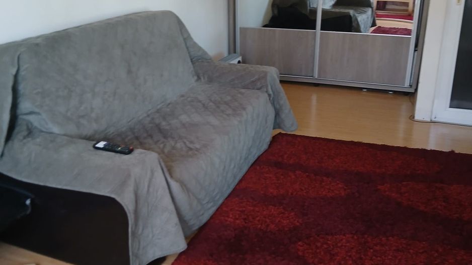 ofer spre vanzare garsoniera zona Crisan, etaj 3 - Poză 1