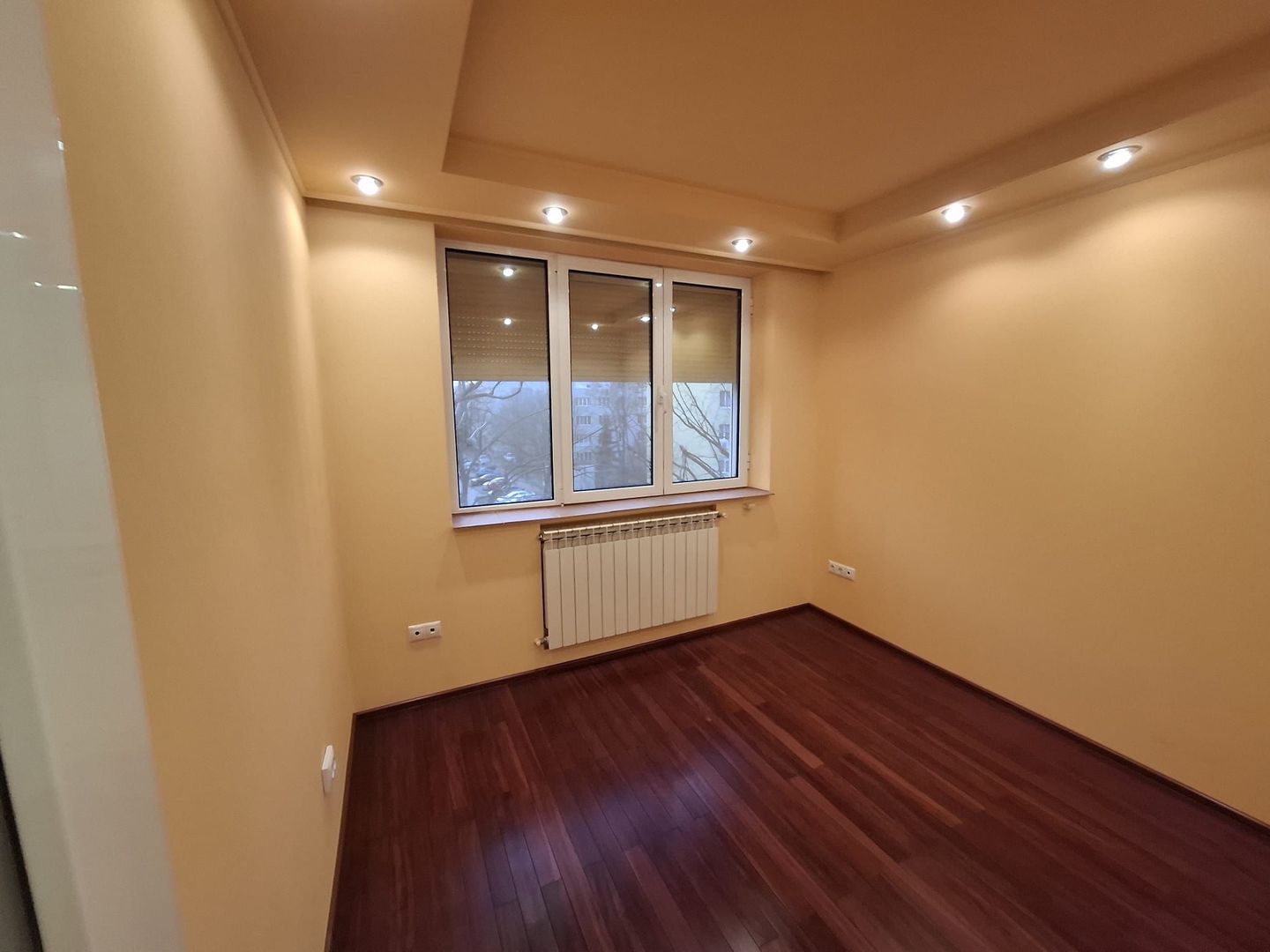 Comision 0 % 3 Camere Metrou  Renovat  Total  L341 - Poză 4