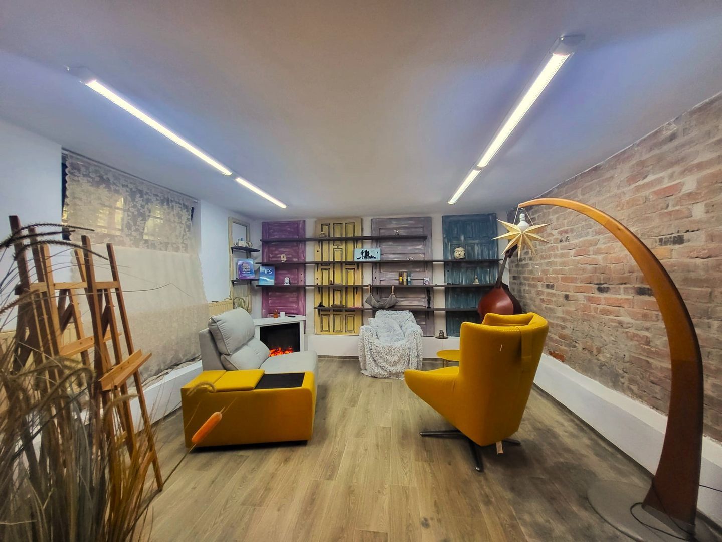 Exclusivitate - Zona Afi, - Poză 2