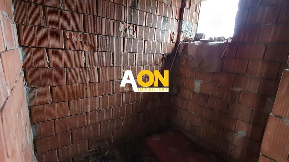 1/2 Duplex 5 camere S+P+M cu garaj 576 mp teren - Poză 7