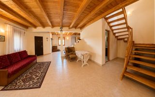 Casă cu 3 dormitoare și teren de 4.836 mp, Viile Satu Mare - Poză 1
