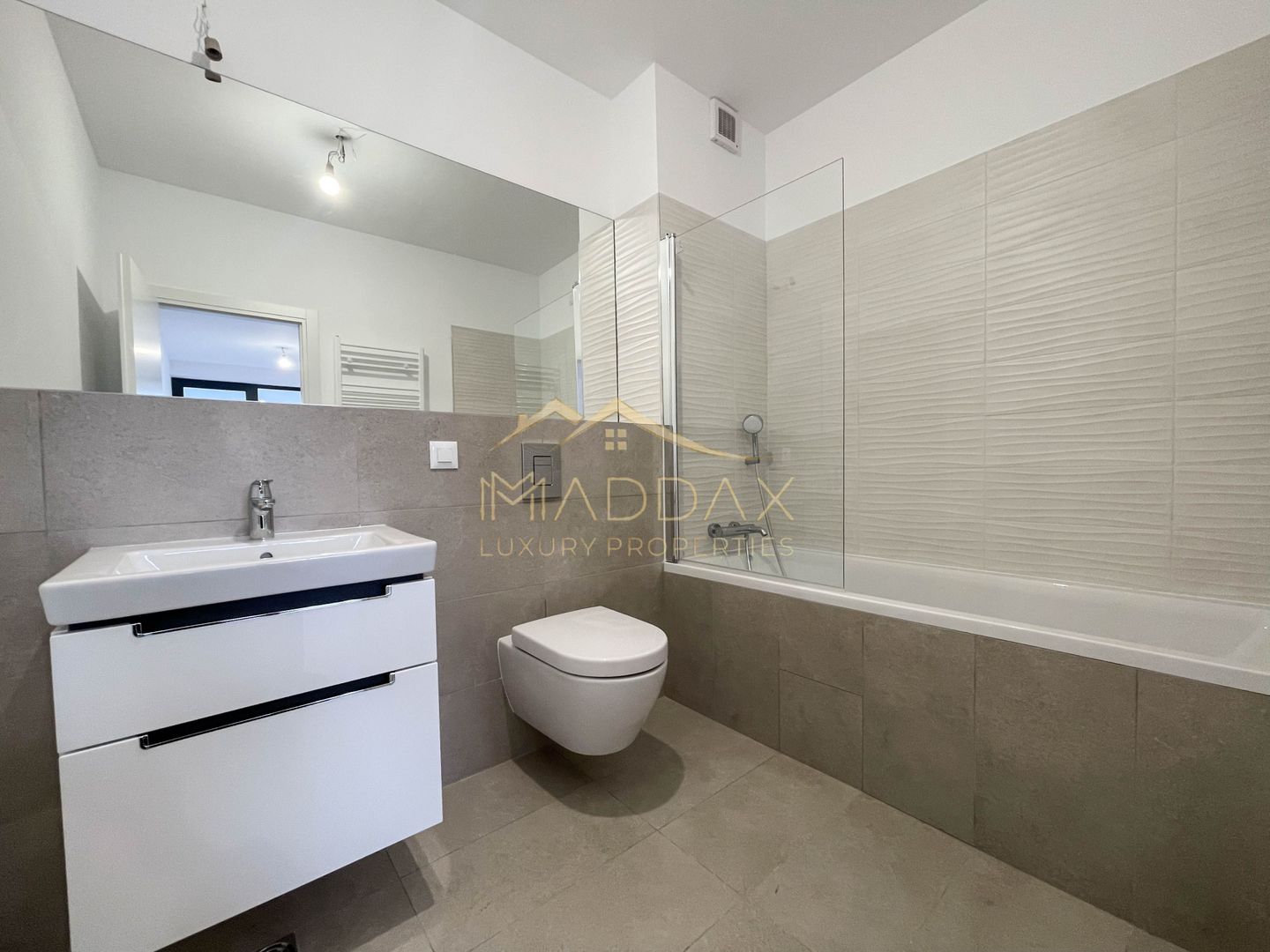 4 rooms apartment***181sqm***// 84sqm garden // Baneasa - Poză 15