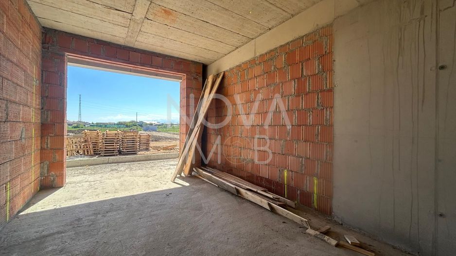 Apartament 3 camere, etaj intermediar, ansamblu nou Calea Surii Mici - Poză 4
