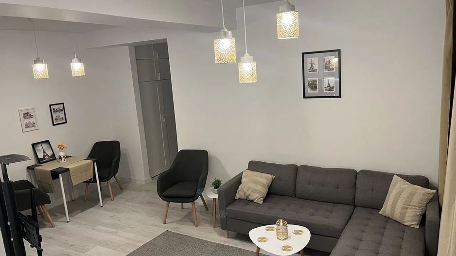 2 camere-bloc nou-metrou Titan- centrala proprie - Poză 1