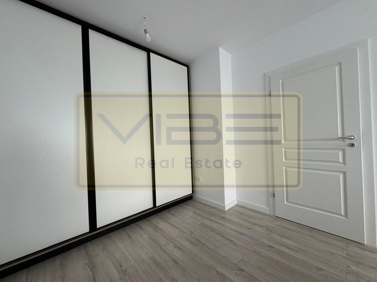 Apartament NOU 2 camere, parcare Comat Towers - Poză 27