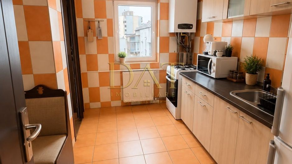 Apartament 3 camere | decomandate | 2 bai | zona BIG - Poză 5