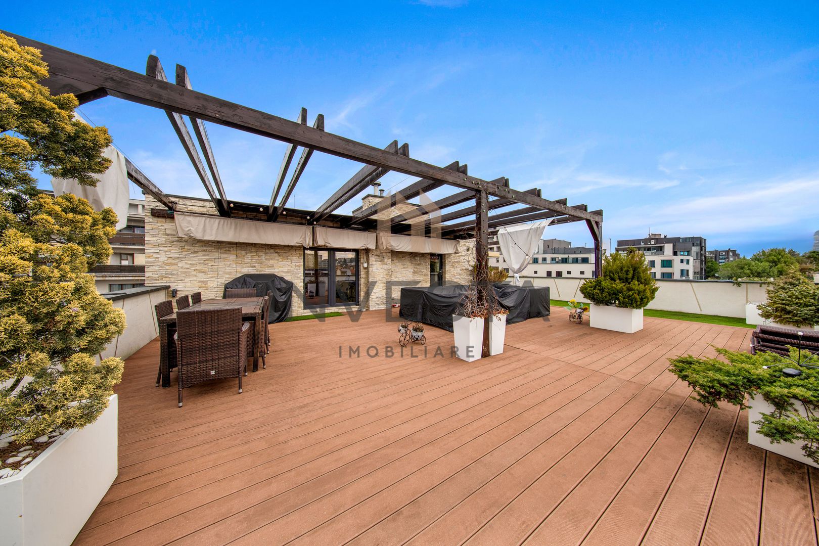 PENTHOUSE DE LUX, 180 MP UTILI + 250 MP TERASE, ACCES PRIVAT CU LIFT! - Poză 2