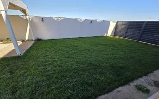 VILĂ MODERNĂ DE VÂNZARE –  POMPA DE CALDURA , PANOURI FOTOVOLTAICE - Poză 21