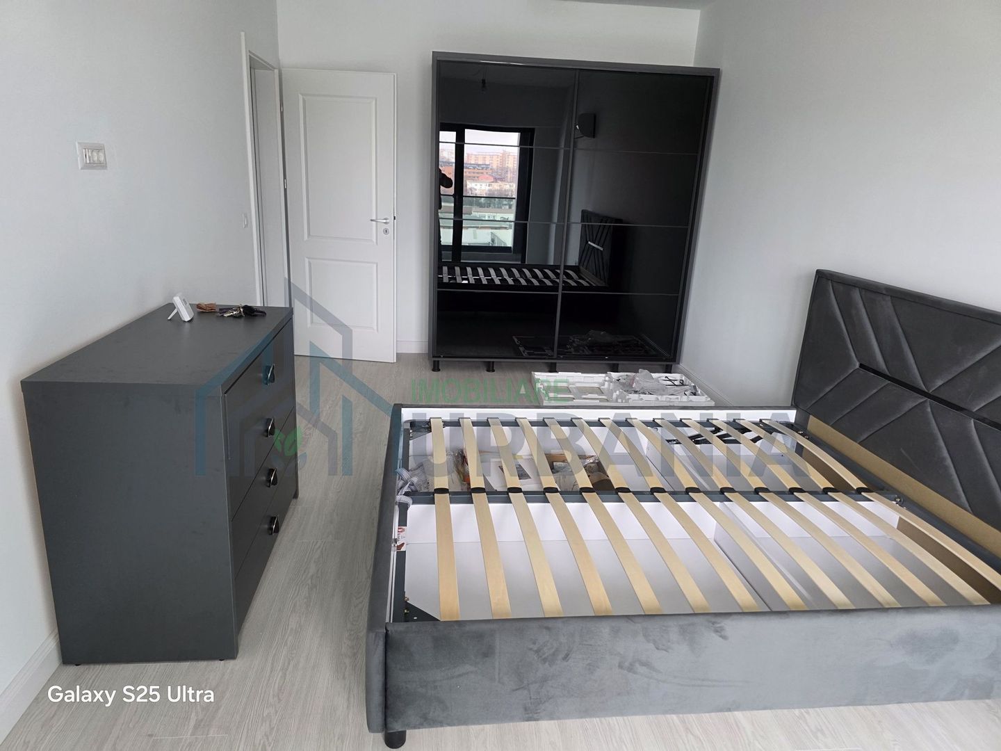 Închiriez apartament cu o camera - Poză 3
