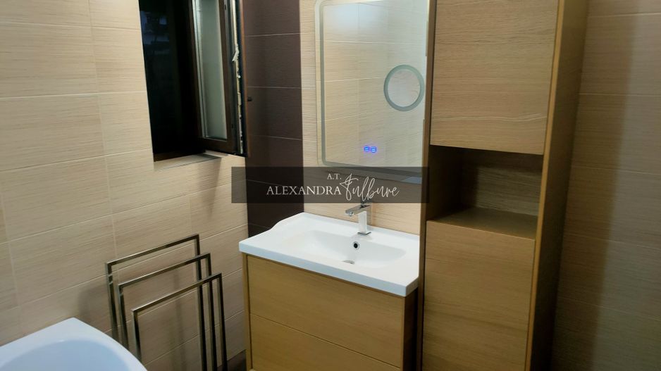 Apartament 3 camere, terasă, balcon închis, parcare - Poză 8