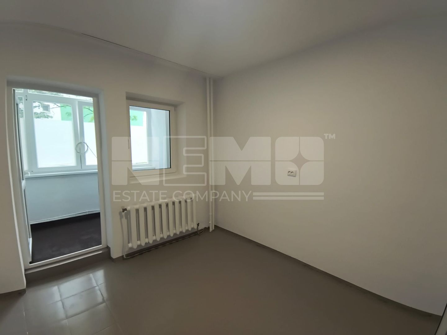 Apartament 3 camere, Obcini, parter, ideal birouri/cabinete - Poză 8