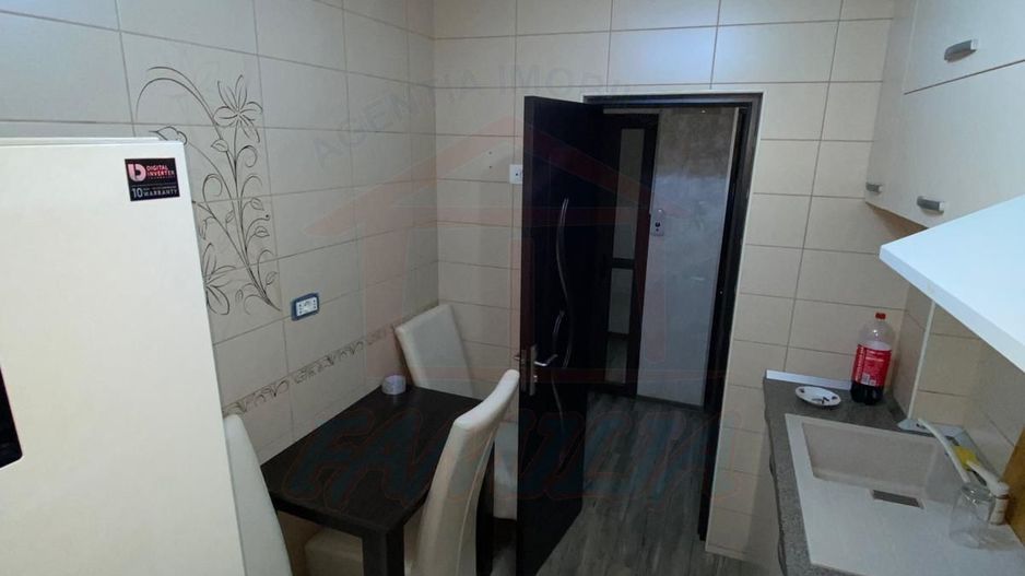 Inchiriere apartament 3 camere, parter - Francezi - Poză 7