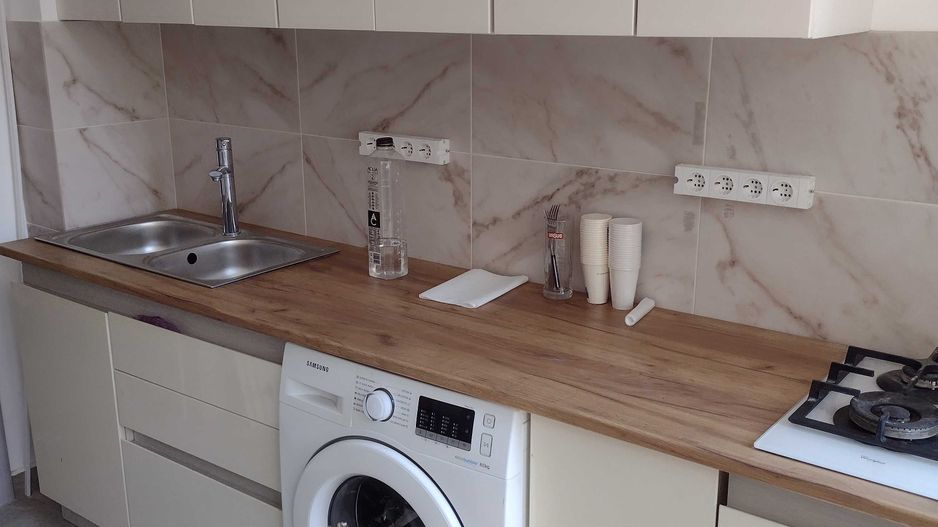 De inchiriat apartament 3 camere Gorjului - Poză 1