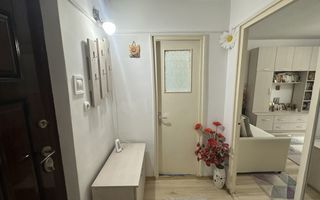 Garsoniera etaj 3-gata de mutat, Gavana, Pitesti - Poză 6
