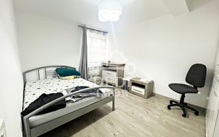 Apartament cu 3 camere de vanzare Luceafaul, Oradea - Poză 6