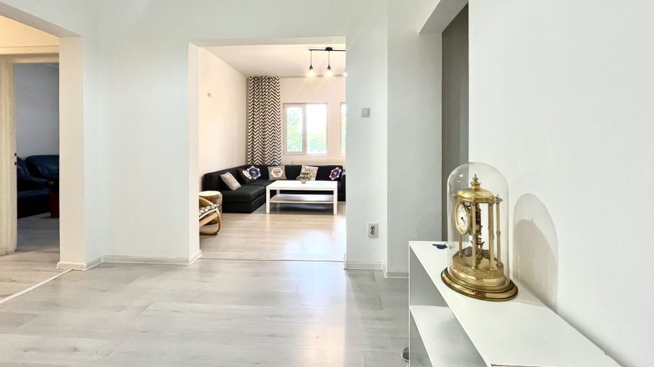 Apartament deosebit cu 3 camere, garaj, cu vedere unică la râul Bega - Poză 6