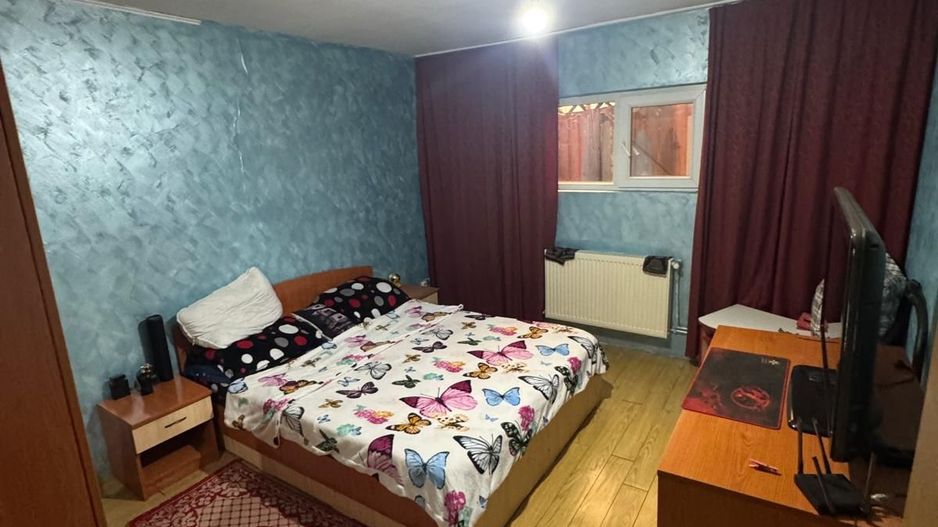 Casă P+M pe strada Tineretului - Poză 5