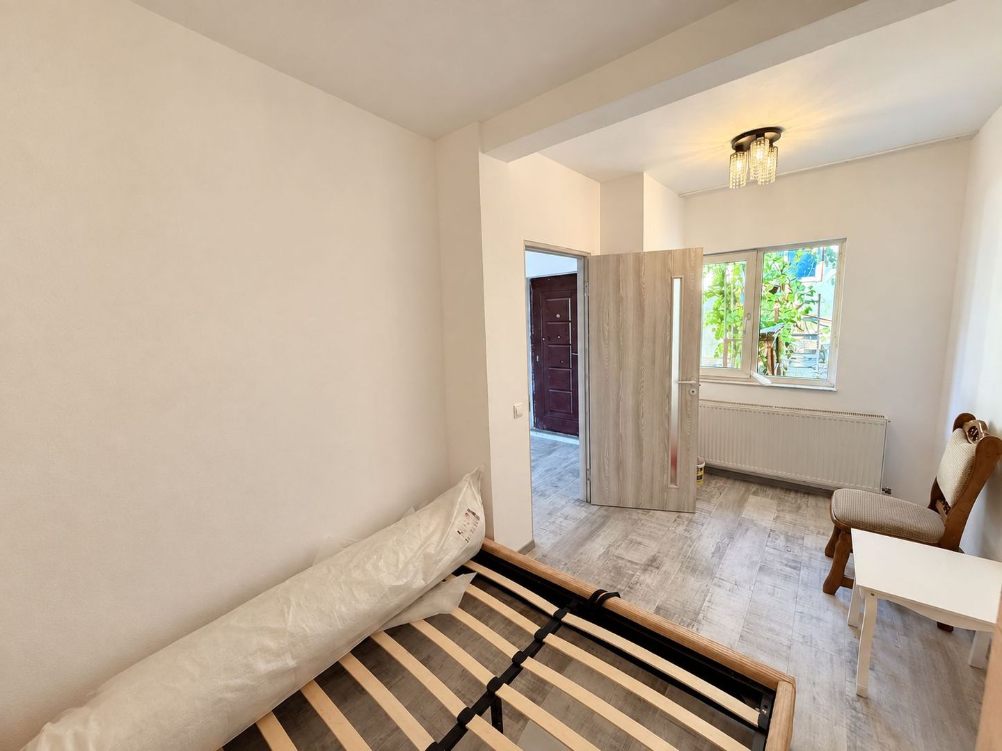 Apartament cu 3 camere și curte privată | Parcul central | Parcare - Poză 8