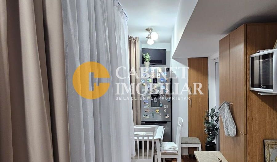 Apartament cu o camera - 33mp - 1984 - Dancu - Poză 3