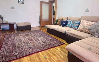 Apartament 3 camere de vânzare – Zona Valah - Poză 2