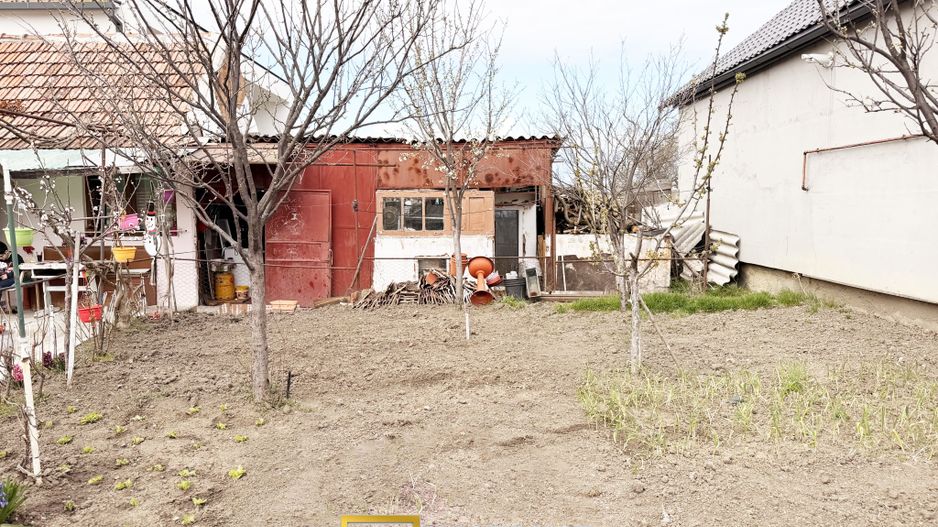 Casă de vânzare | Gai, Arad | Teren generos, acces din două străzi - Poză 13