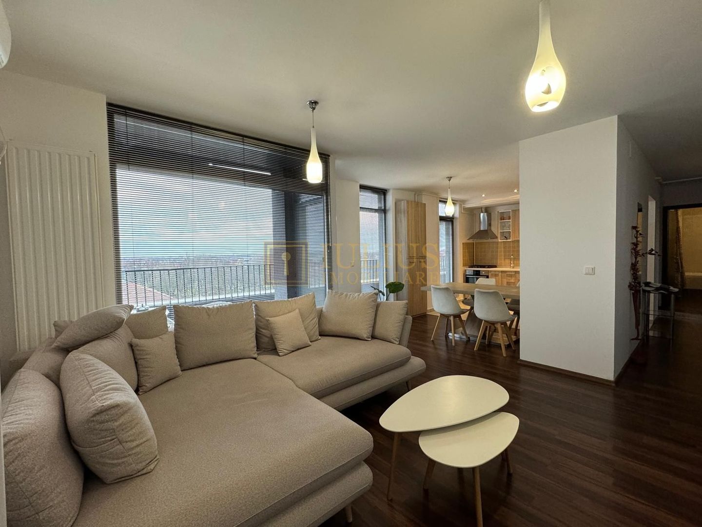 Penthouse| 2 Camere| Uranus Plaza| loc de parcare| balcon deschis - Poză 3
