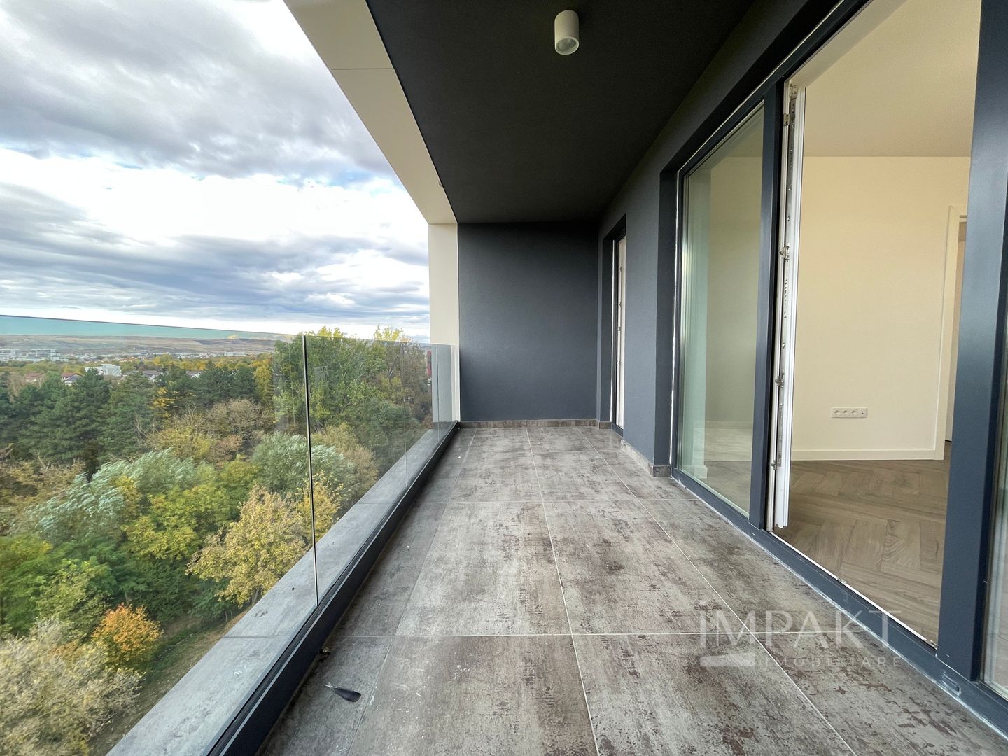 De inchiriat - Apartament 3 camere |Terasă|Parcare subterană|Gheorgeni - Poză 8