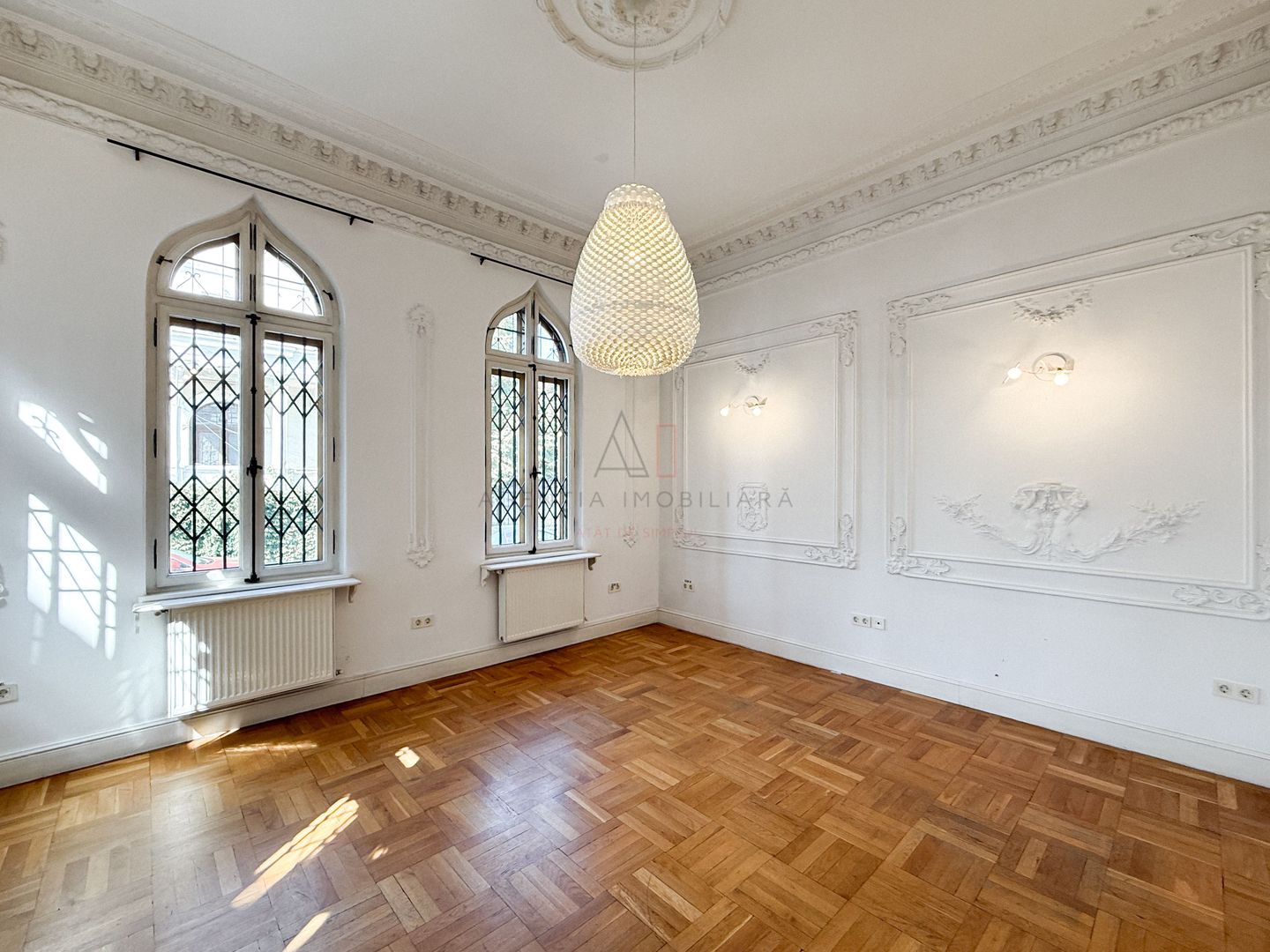 Vilă interbelică pentru birouri sau rezidență – Victoriei - Poză 2